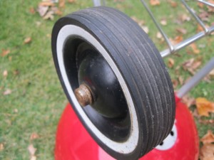 1964 Red Wooddale - Wheel