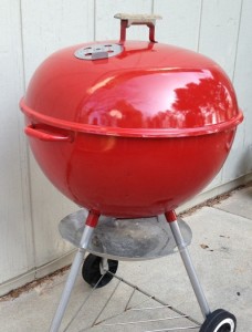 Early 1979 kettle with straight edge ash pan. 