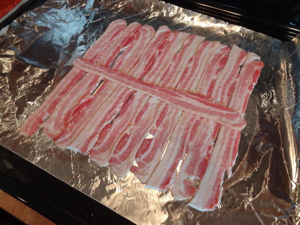 Making a bacon weave - step 1b