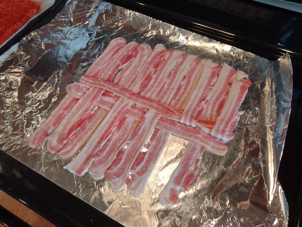 How to make a bacon weave - step 3