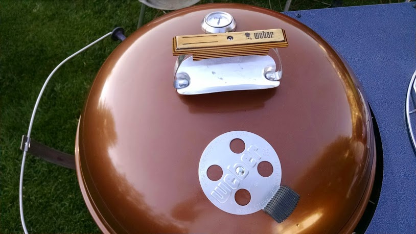 2015 Weber Performer Deluxe - Wooden Handles